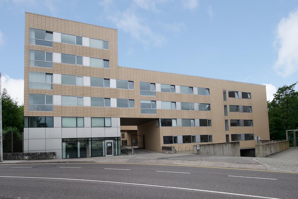 Victoria Mills - Ucc Summer Beds Cork Exterior photo